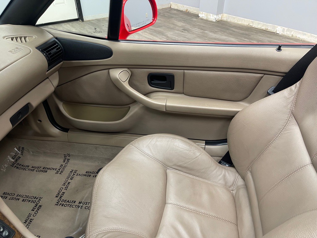 2002 BMW Z3 Image 39