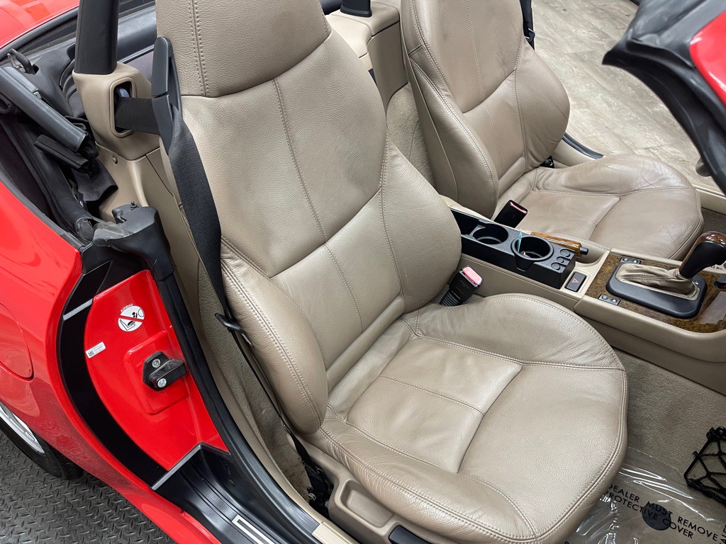 2002 BMW Z3 Image 43