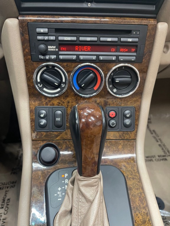 2002 BMW Z3 Image 46