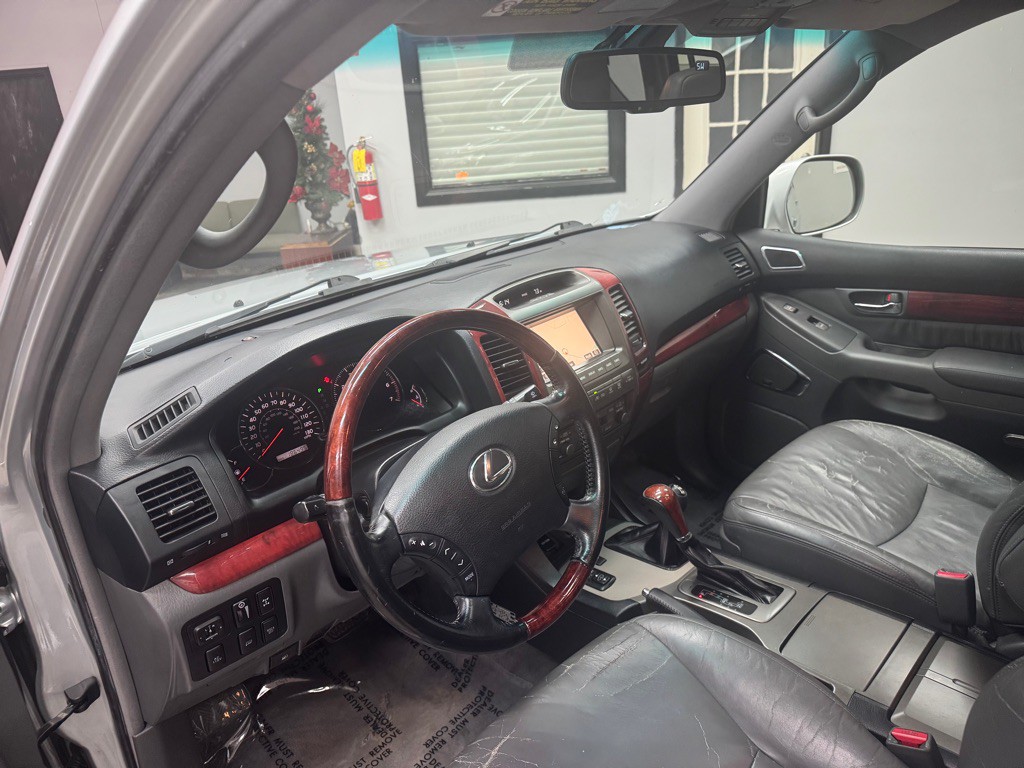 2008 Lexus GX Image 3