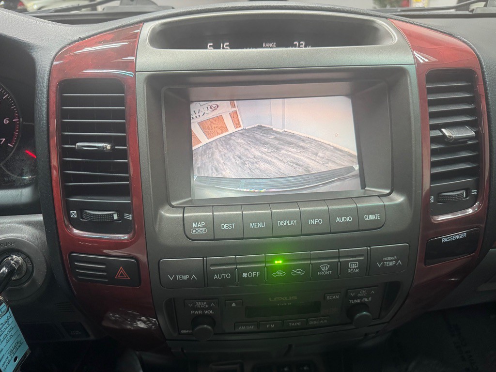 2008 Lexus GX Image 32