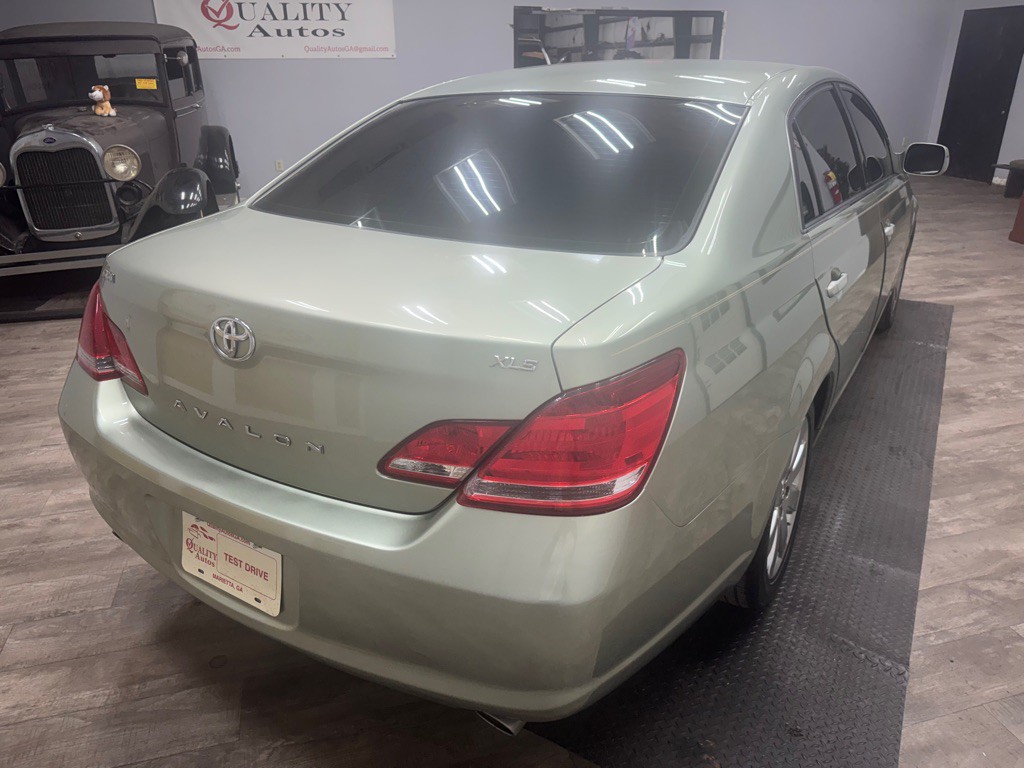 2007 Toyota Avalon Image 8
