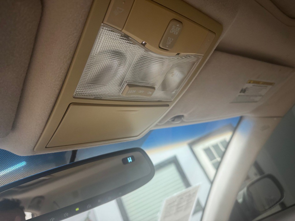2007 Toyota Avalon Image 31