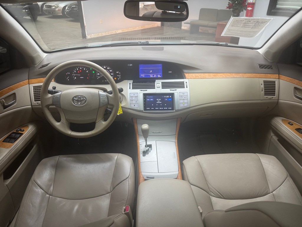 2007 Toyota Avalon Image 10