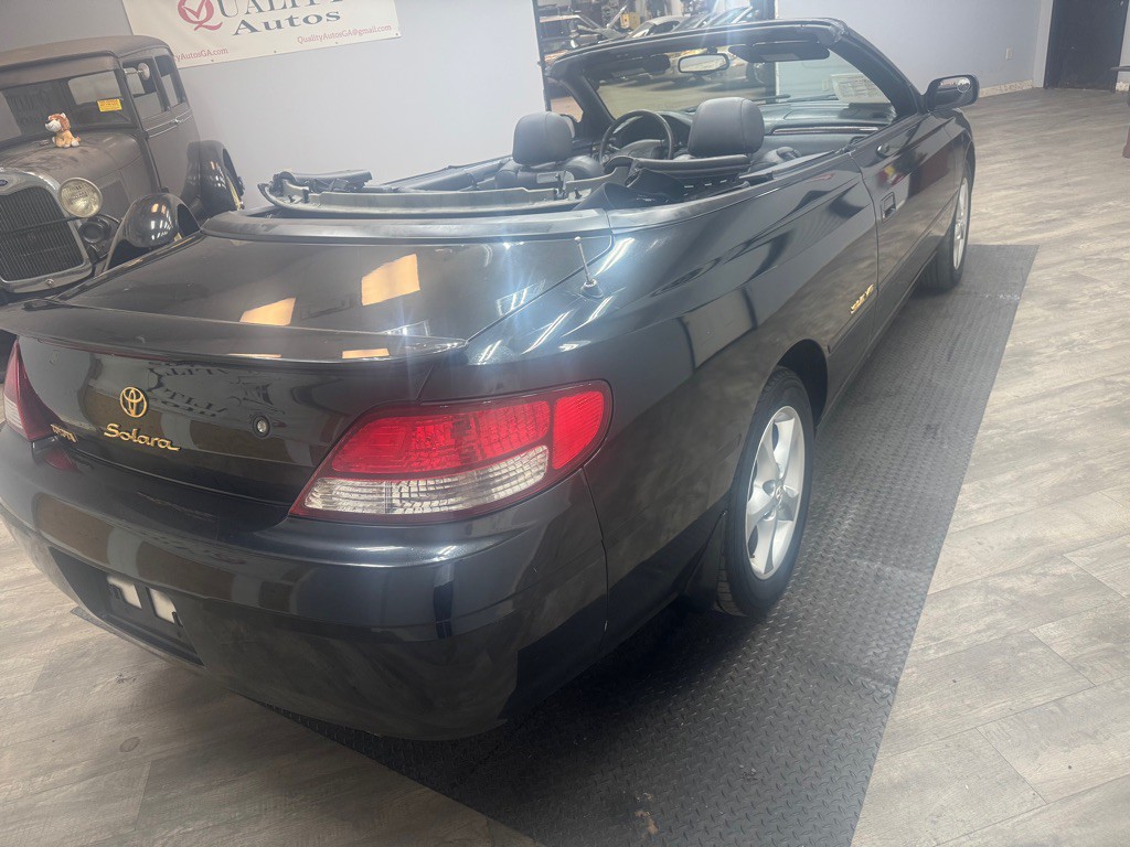 2001 Toyota Camry Image 6