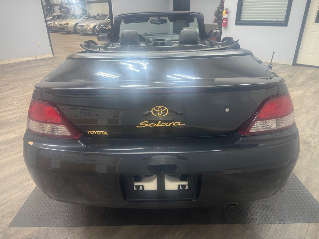 2001 Toyota Camry Image 7