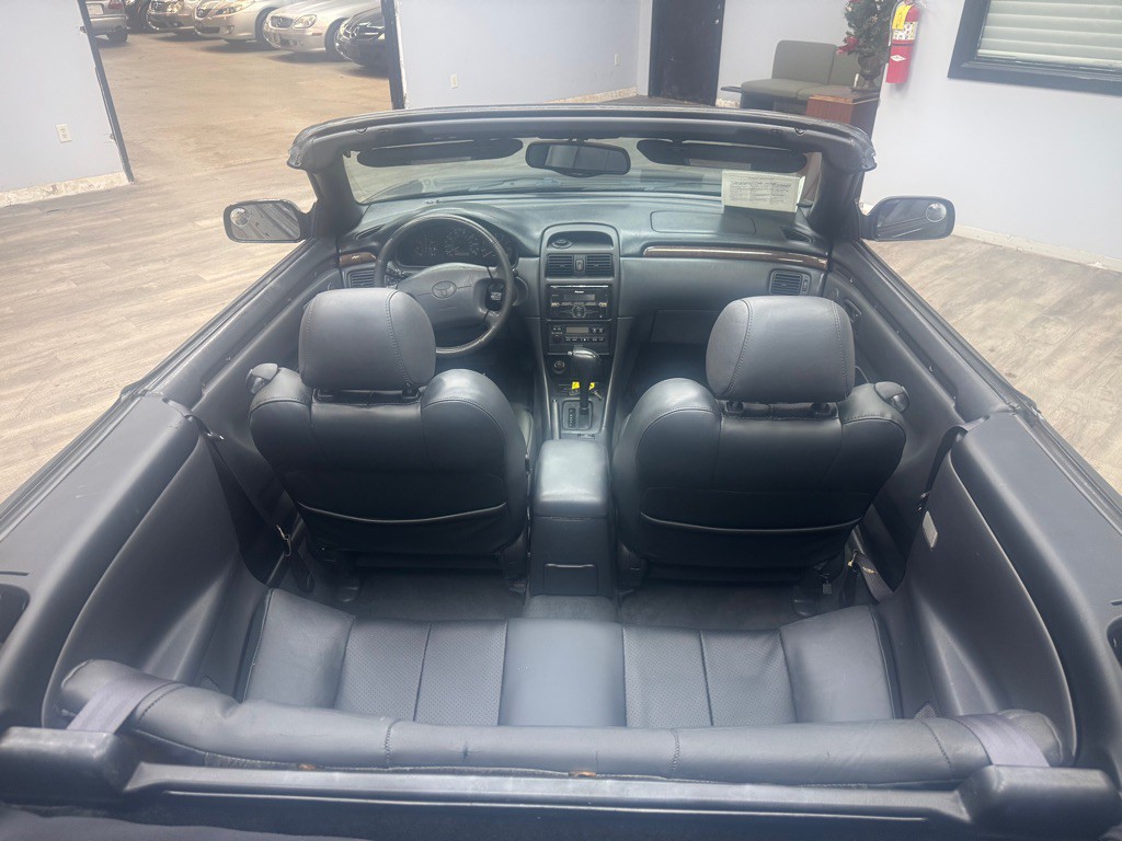 2001 Toyota Camry Image 10