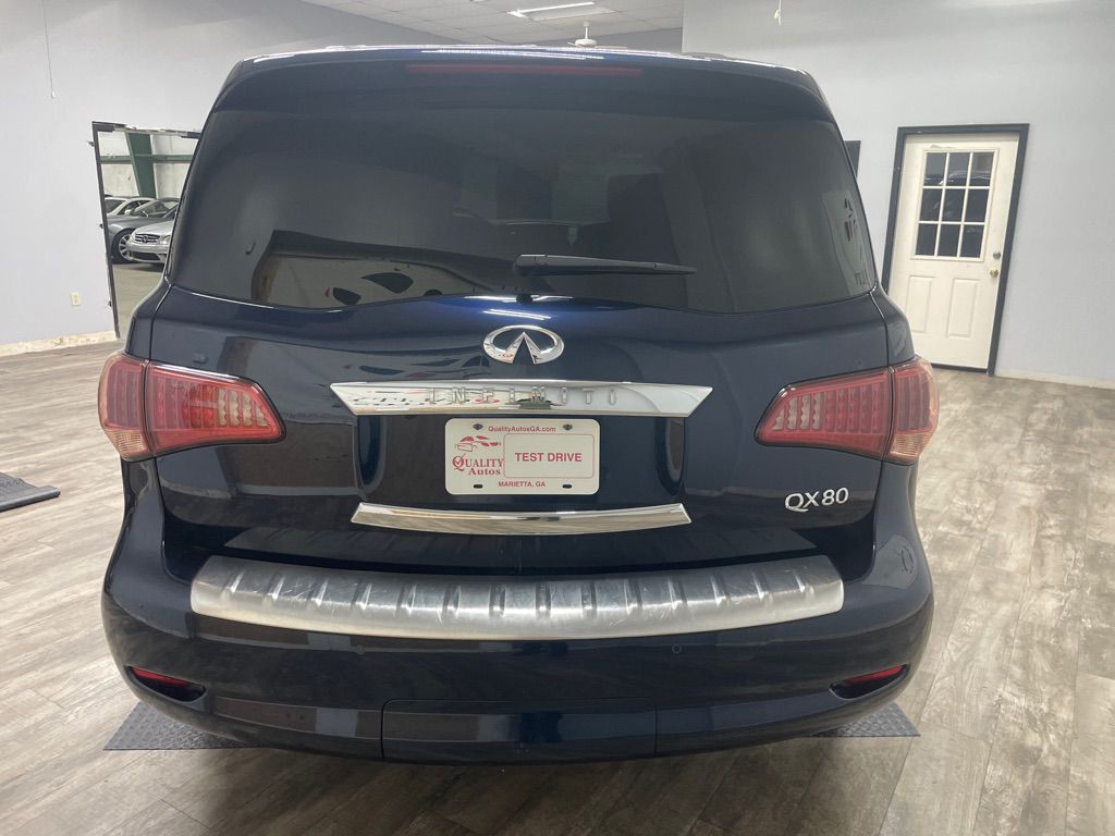 2017 INFINITI QX80 Image 5