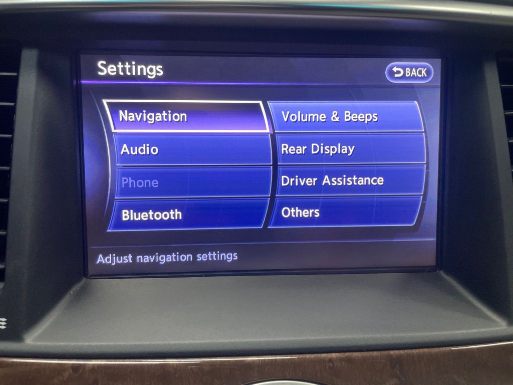 2017 INFINITI QX80 Image 26