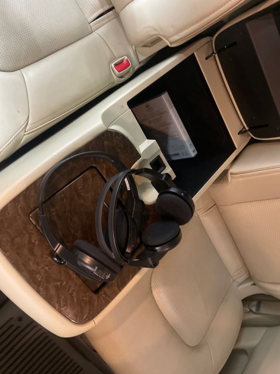 2017 INFINITI QX80 Image 47