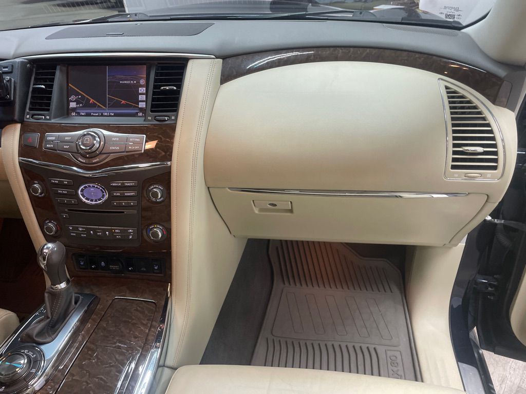 2017 INFINITI QX80 Image 48