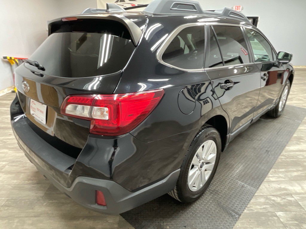 2019 Subaru Outback Image 9