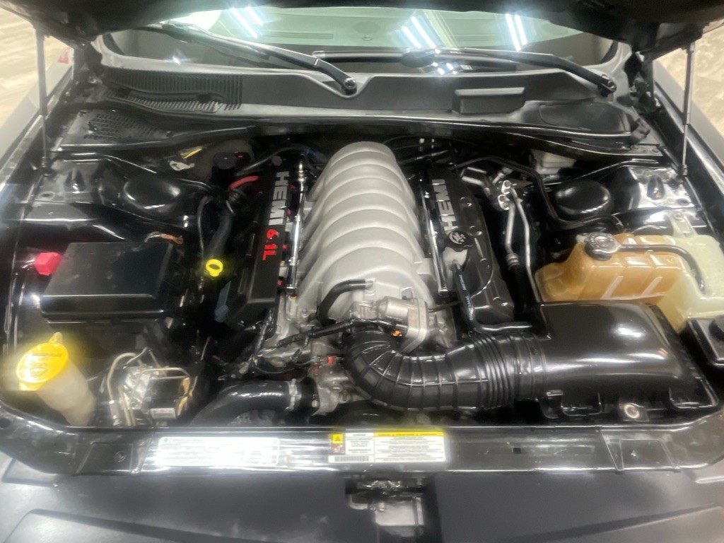 2009 Dodge Challenger Image 33