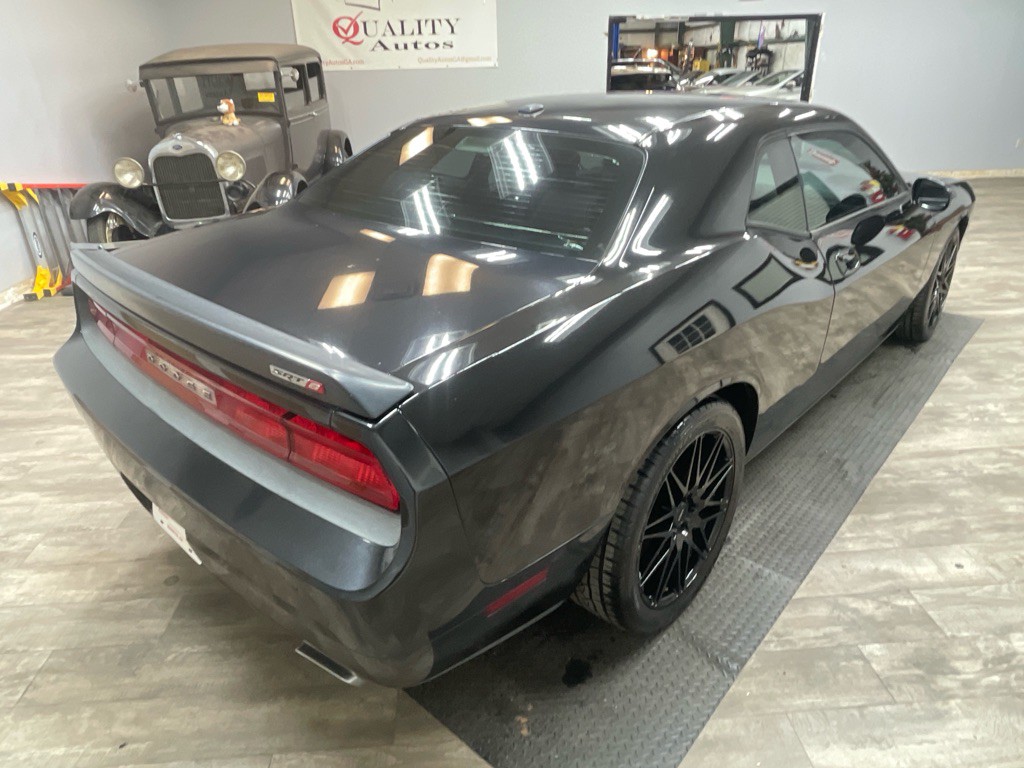 2009 Dodge Challenger Image 10