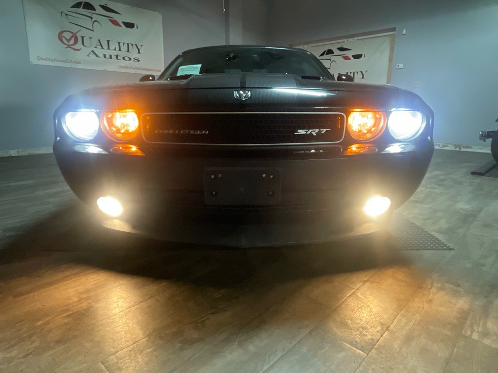 2009 Dodge Challenger Image 42