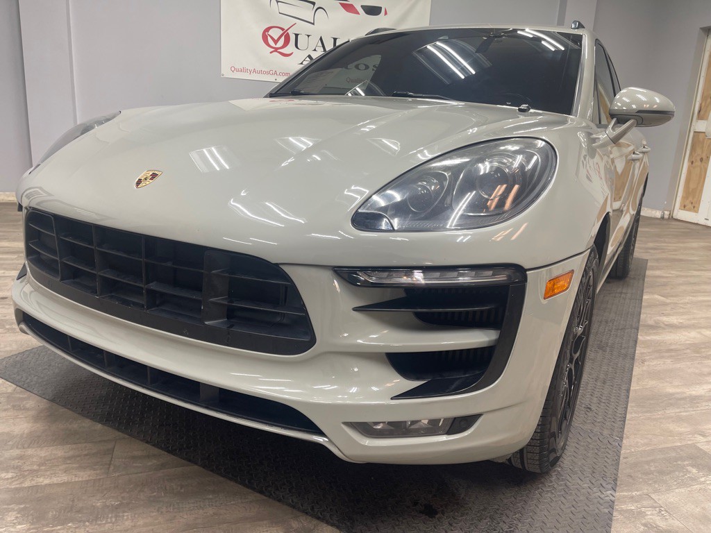 2017 Porsche Macan Image 3