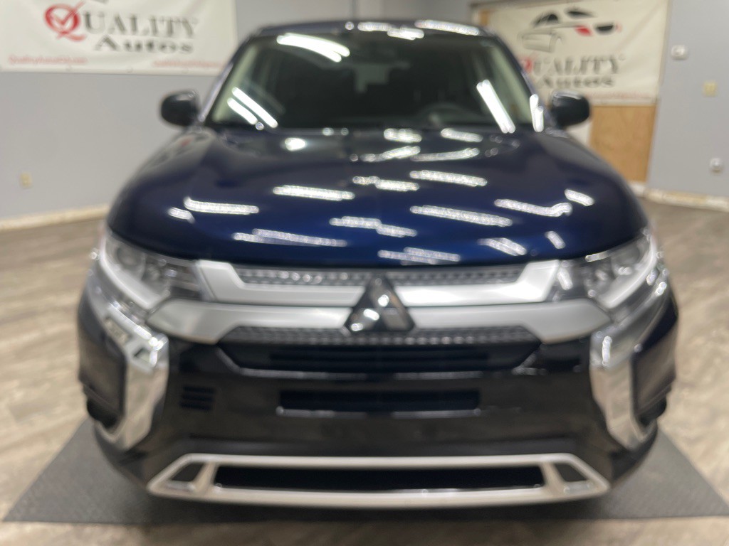 2020 Mitsubishi Outlander Image 12