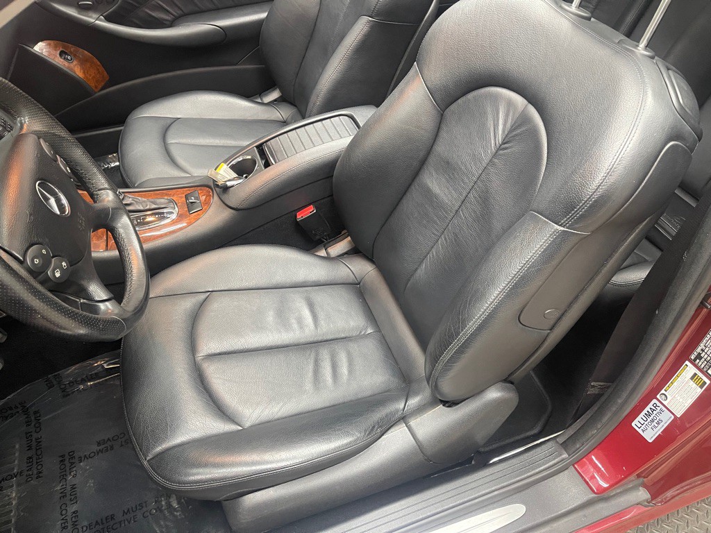 2007 Mercedes-Benz CLK-Class Image 22