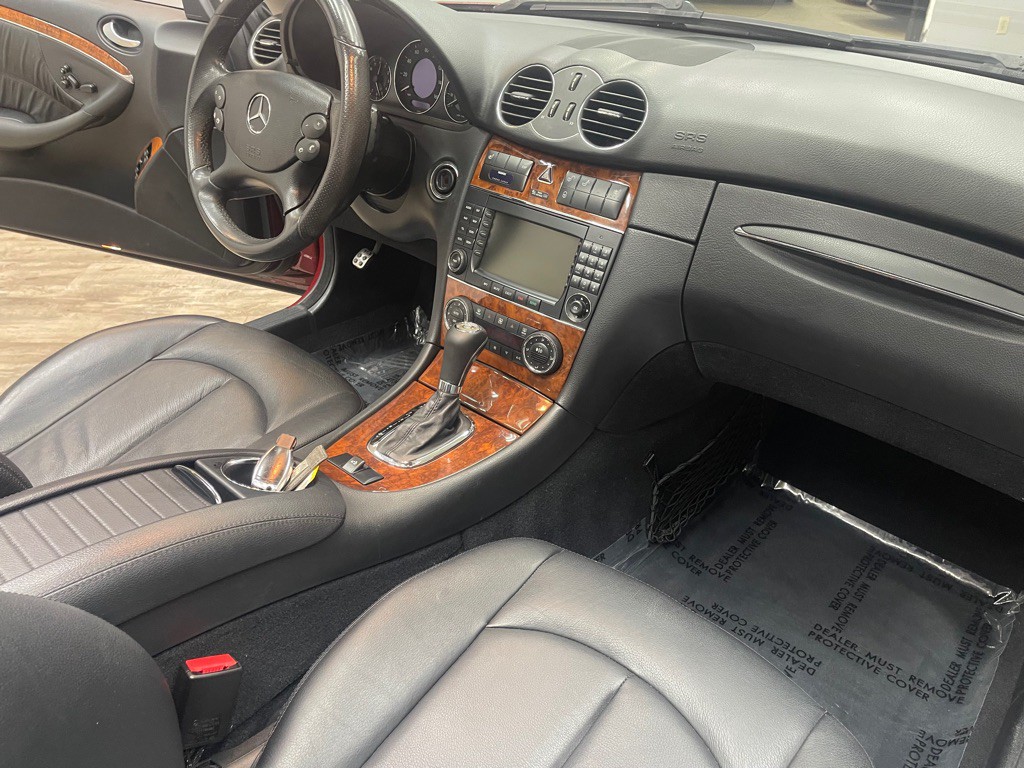 2007 Mercedes-Benz CLK-Class Image 27