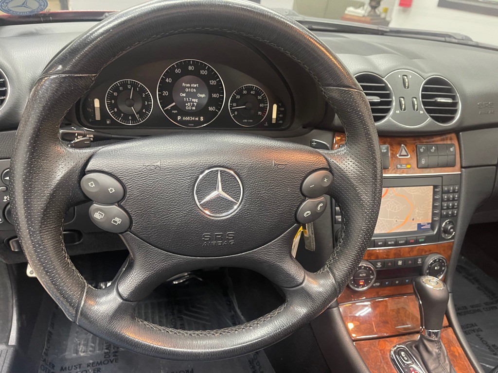 2007 Mercedes-Benz CLK-Class Image 35