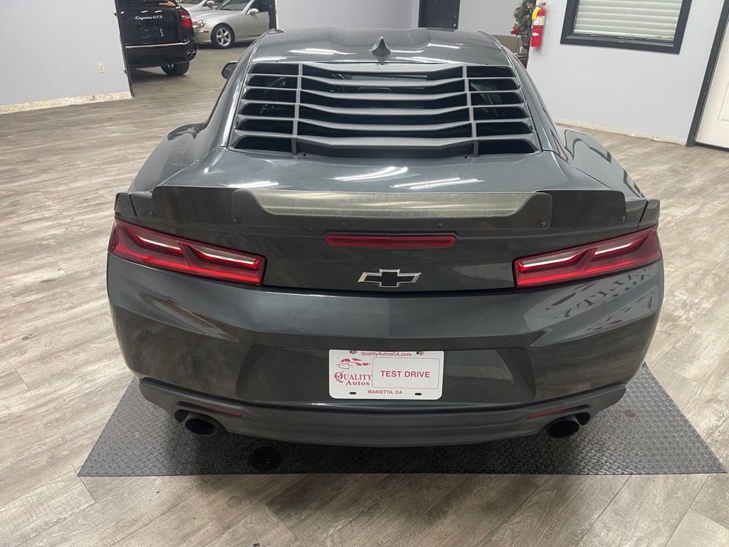 2017 Chevrolet Camaro Image 6