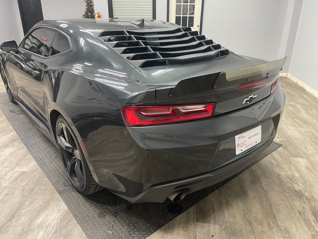 2017 Chevrolet Camaro Image 7