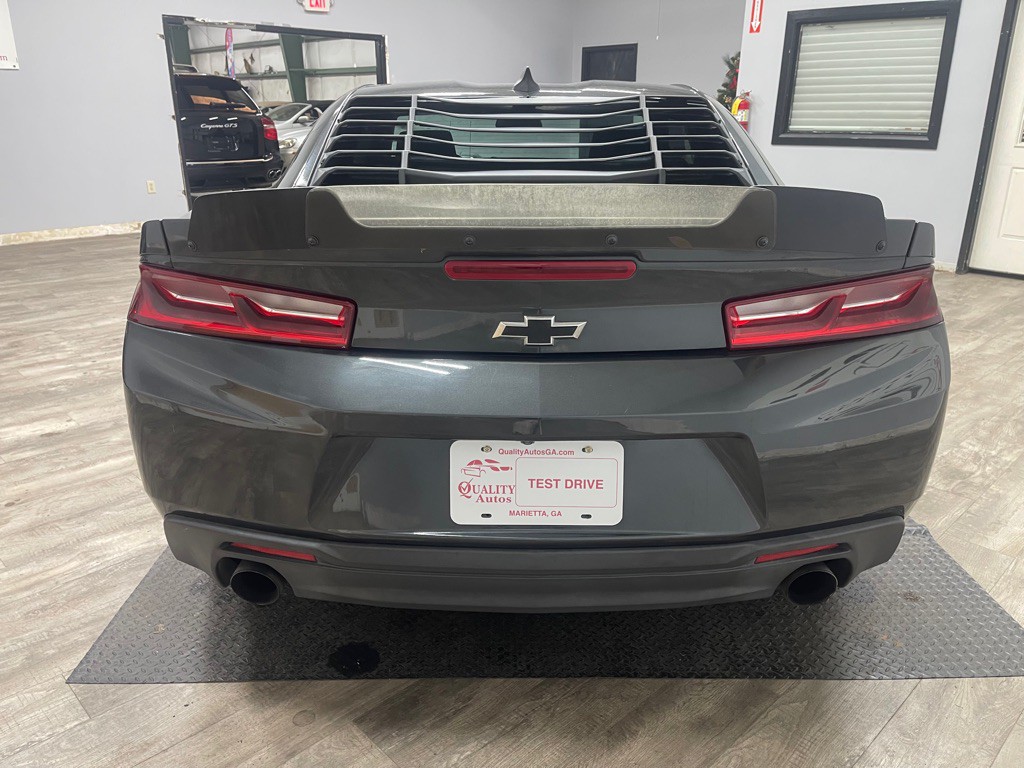 2017 Chevrolet Camaro Image 9