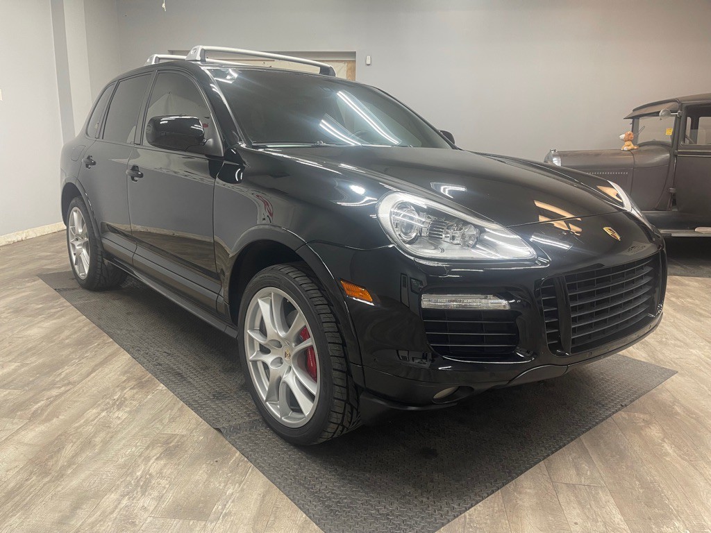 2010 Porsche Cayenne Image 5