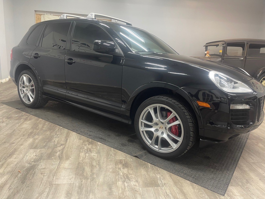2010 Porsche Cayenne Image 6