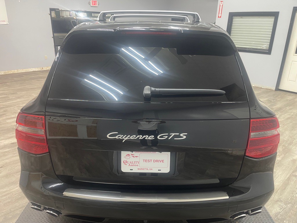 2010 Porsche Cayenne Image 9