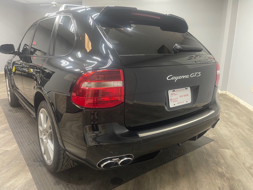2010 Porsche Cayenne Image 10