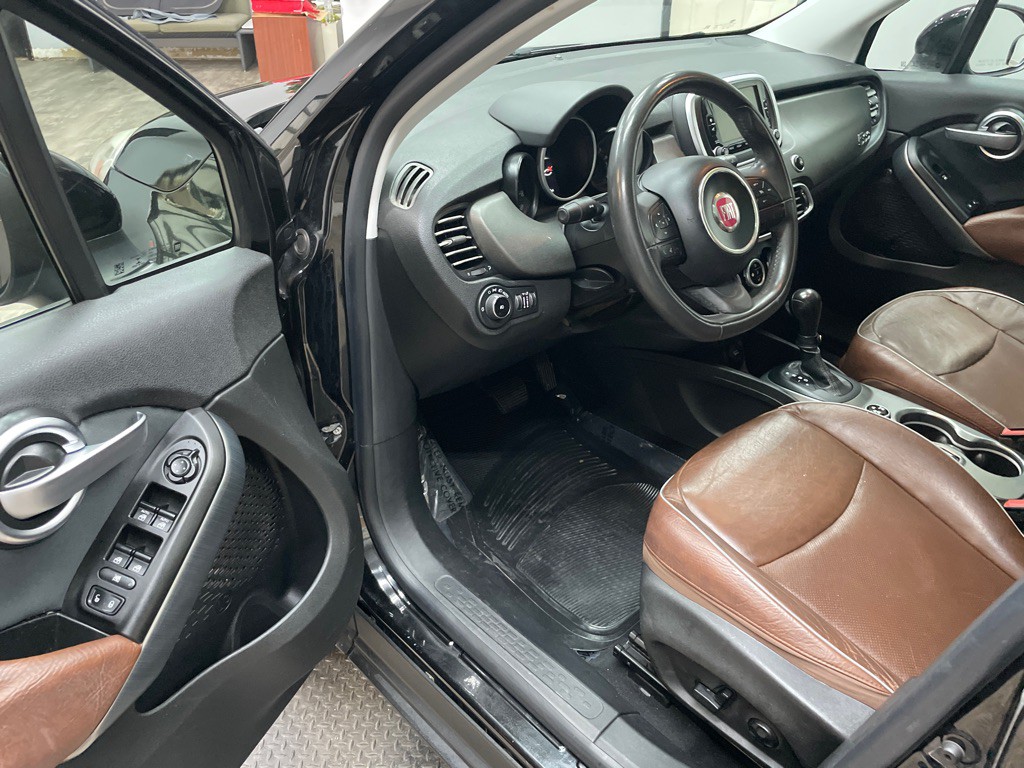 2016 FIAT 500 Image 15