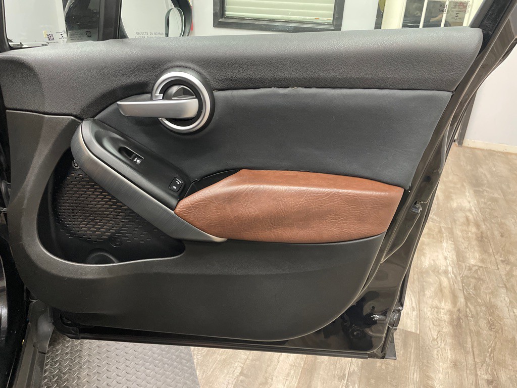 2016 FIAT 500 Image 41