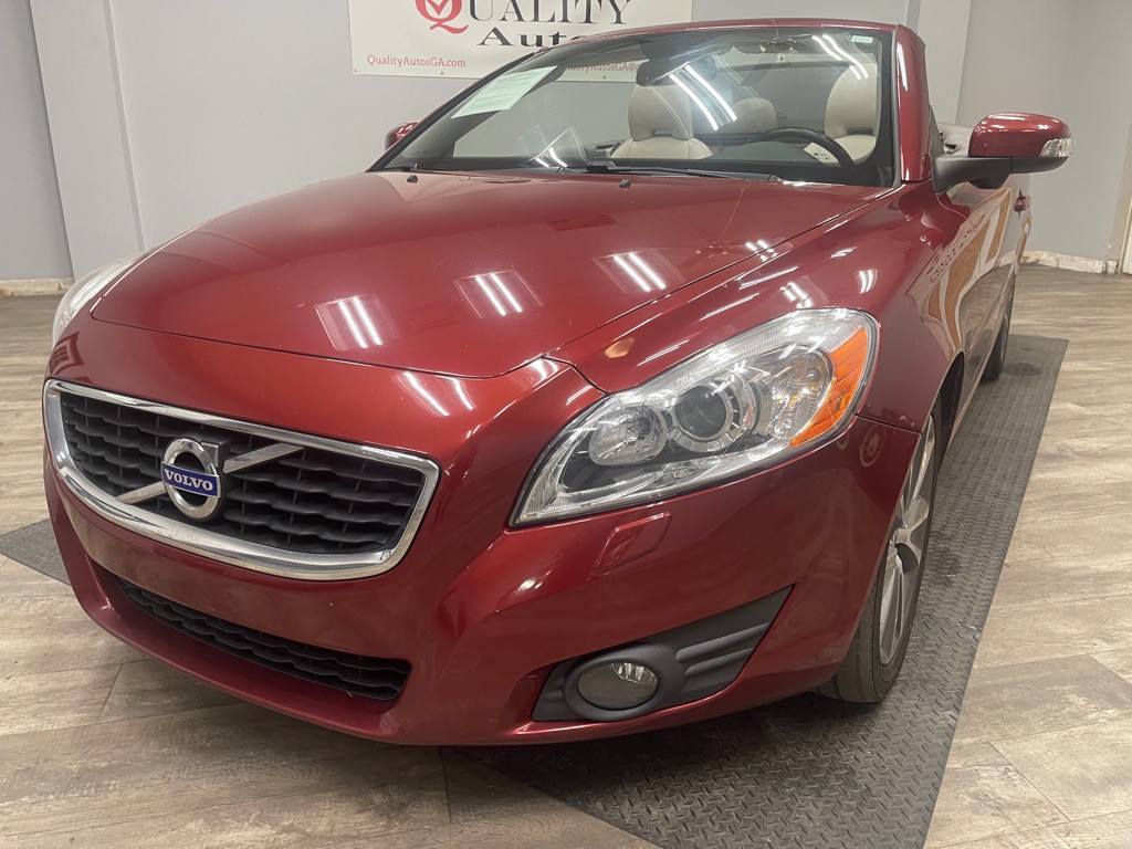 2011 Volvo C70 Image 3