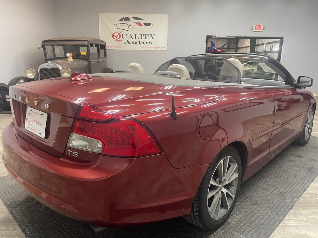 2011 Volvo C70 Image 7