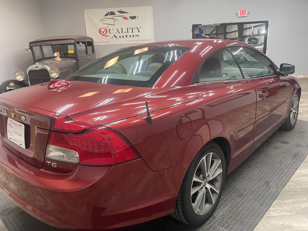 2011 Volvo C70 Image 18