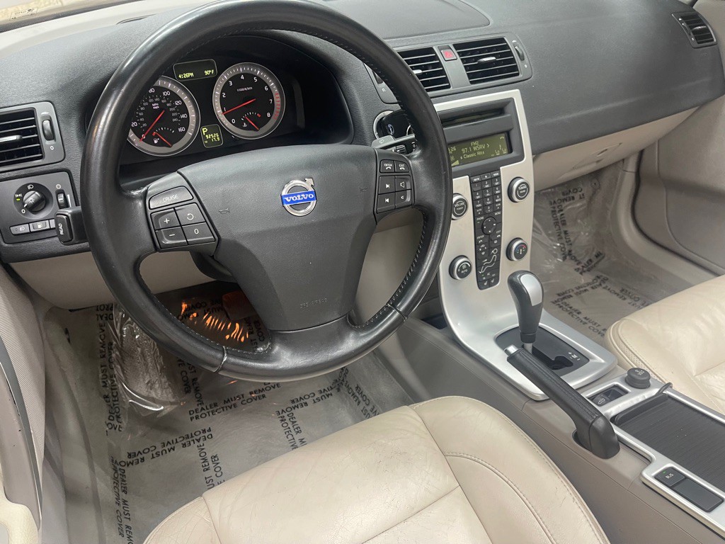 2011 Volvo C70 Image 30