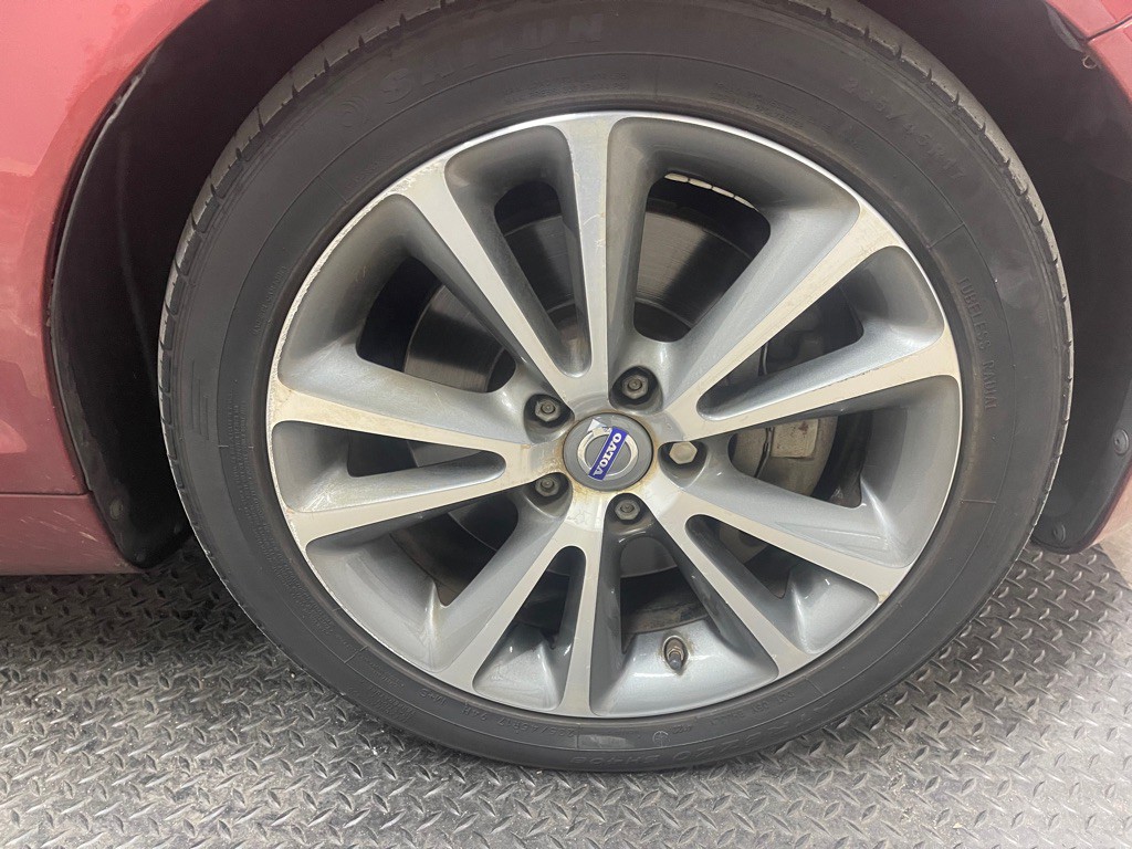 2011 Volvo C70 Image 38