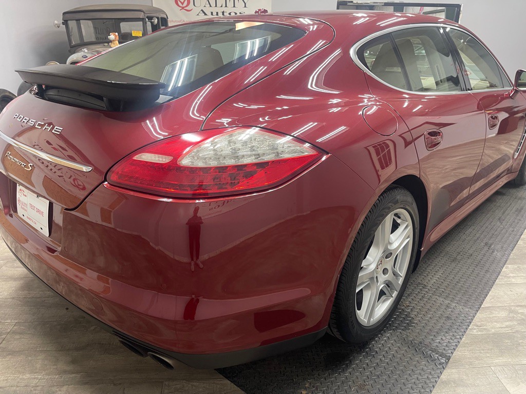 2010 Porsche Panamera Image 9