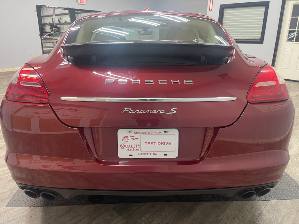 2010 Porsche Panamera Image 12