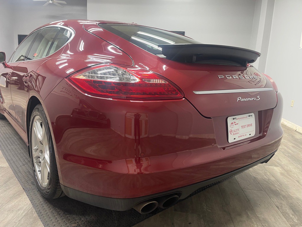 2010 Porsche Panamera Image 14