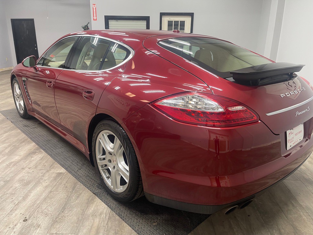 2010 Porsche Panamera Image 15