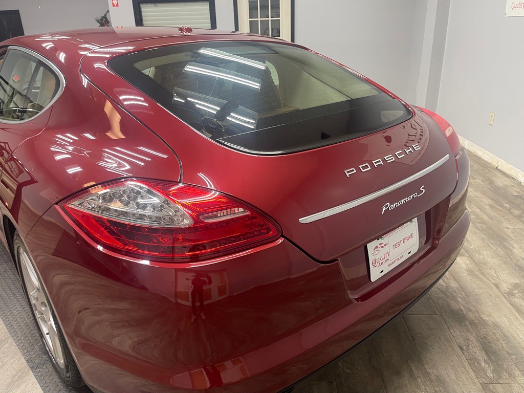 2010 Porsche Panamera Image 17