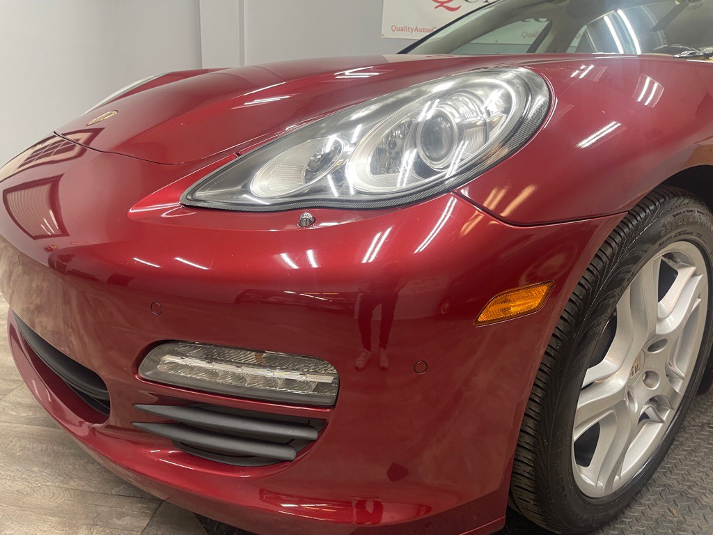 2010 Porsche Panamera Image 18