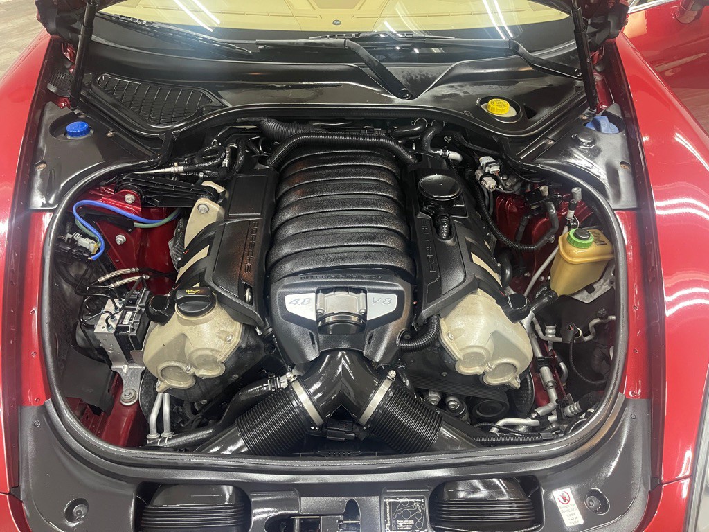 2010 Porsche Panamera Image 35