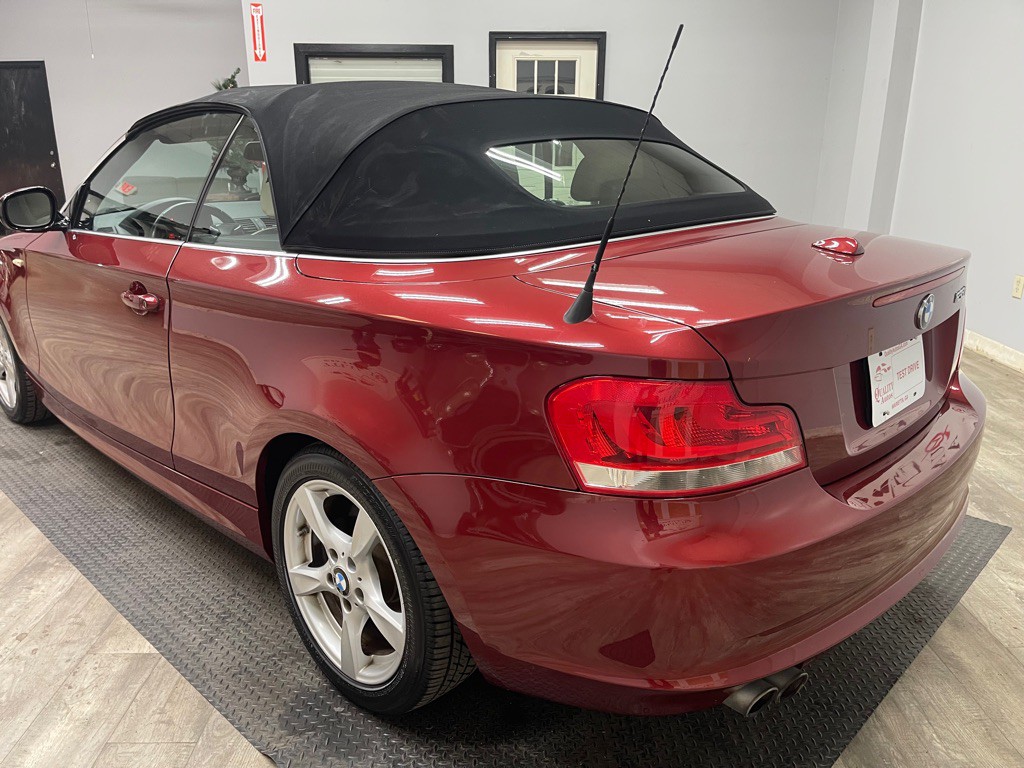 2013 BMW 1 Series Image 17