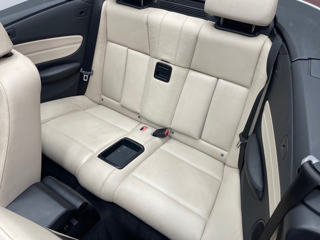 2013 BMW 1 Series Image 30