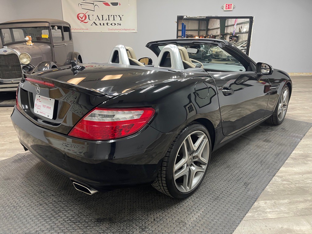 2013 Mercedes-Benz SLK-Class Image 7