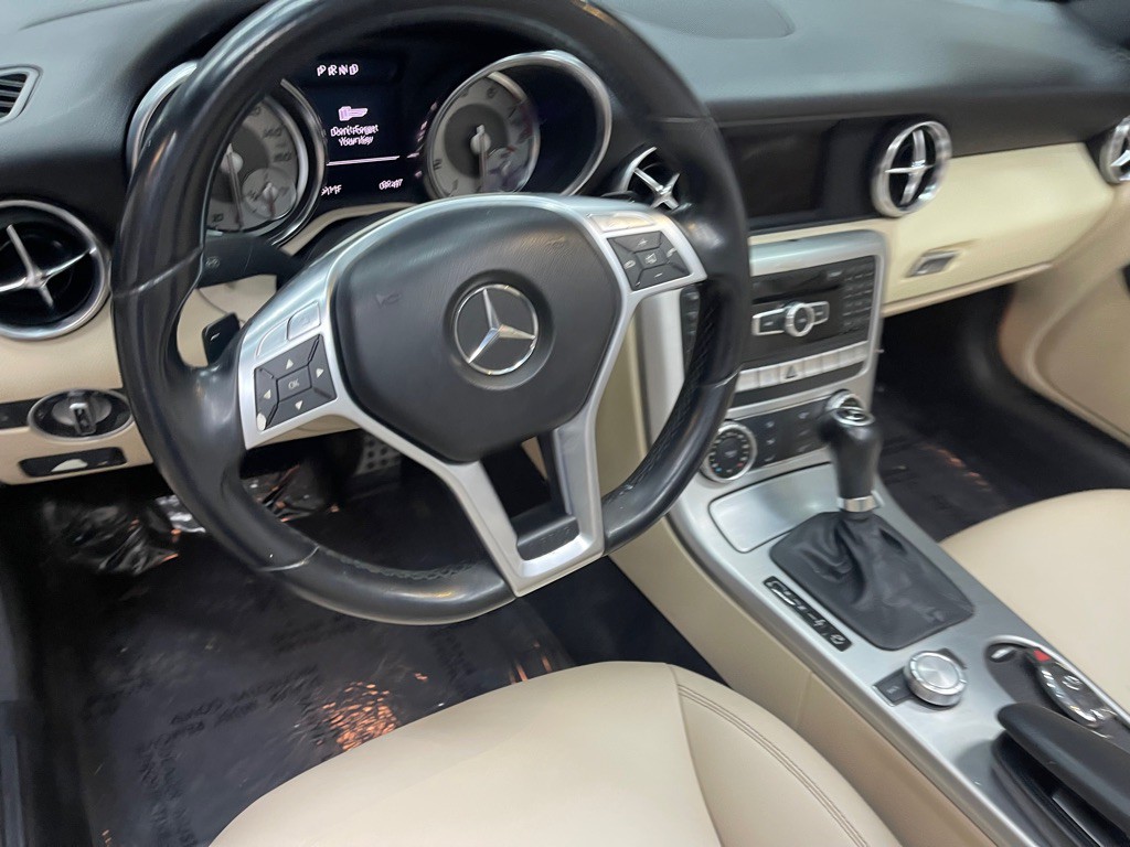 2013 Mercedes-Benz SLK-Class Image 26