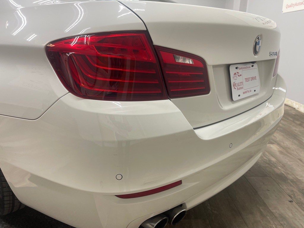 2015 BMW 5 Series Image 10